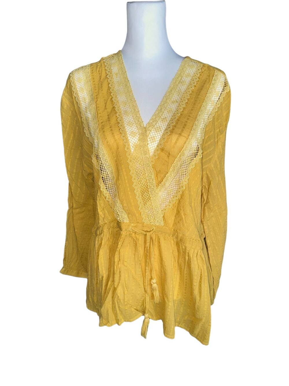 RD & Koko Gold Long Sleeve Top Size Large